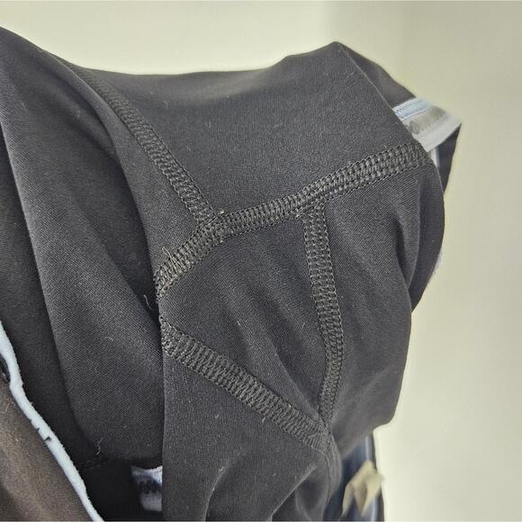 Lululemon Run Classic Stripe Polar Haze Black Pace Setter Skirt 2 - Picture 10 of 11